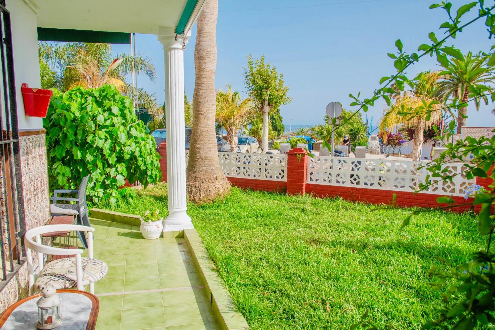 Villa Torrecilla En El Centro De Nerja - South Costa Экстерьер фото