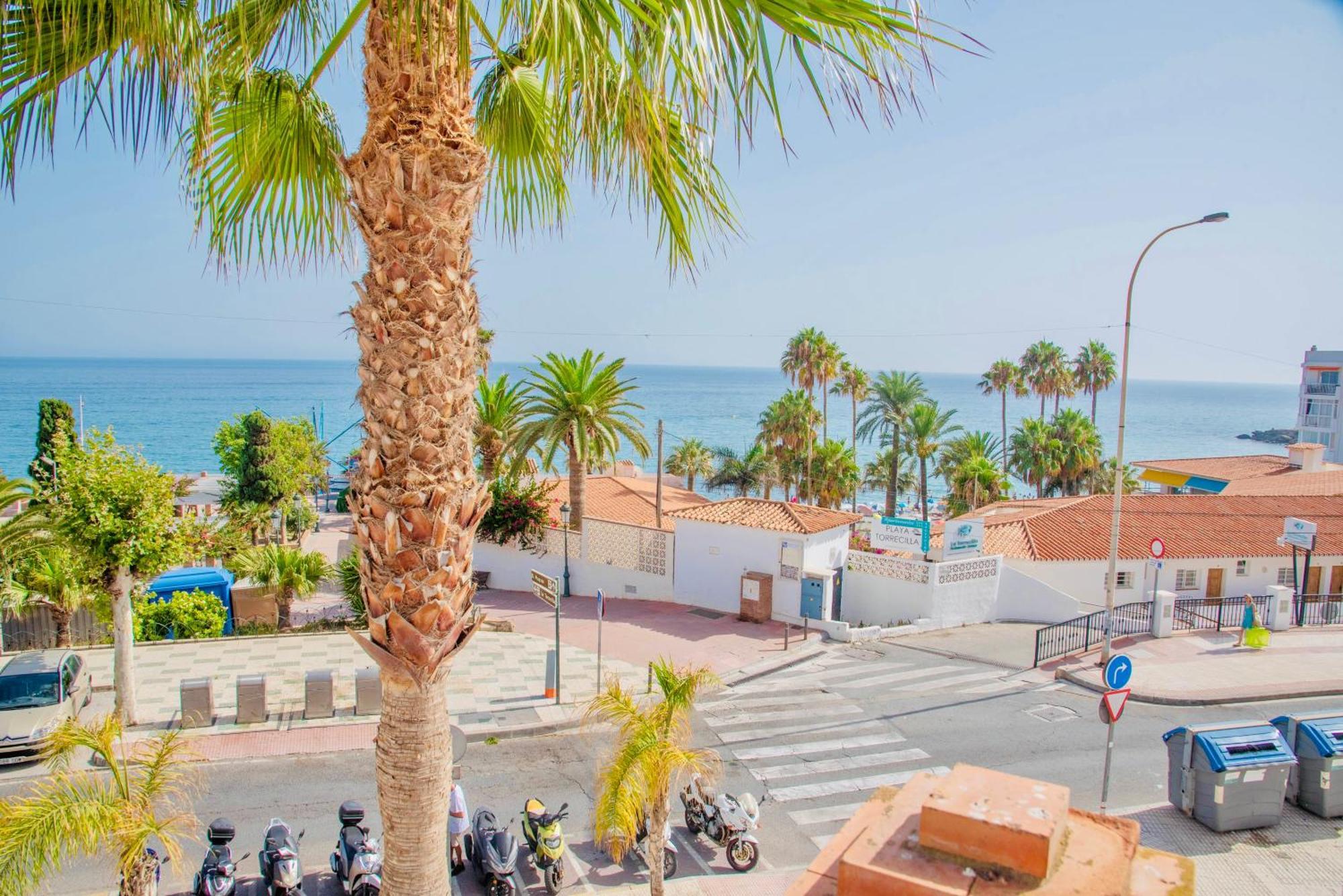 Villa Torrecilla En El Centro De Nerja - South Costa Экстерьер фото