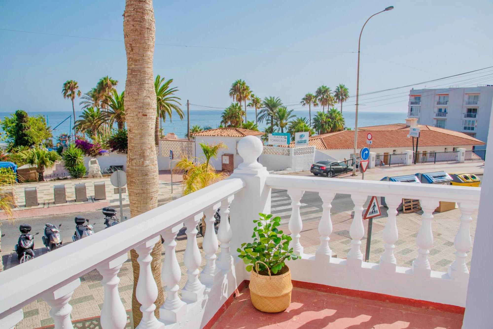 Villa Torrecilla En El Centro De Nerja - South Costa Экстерьер фото