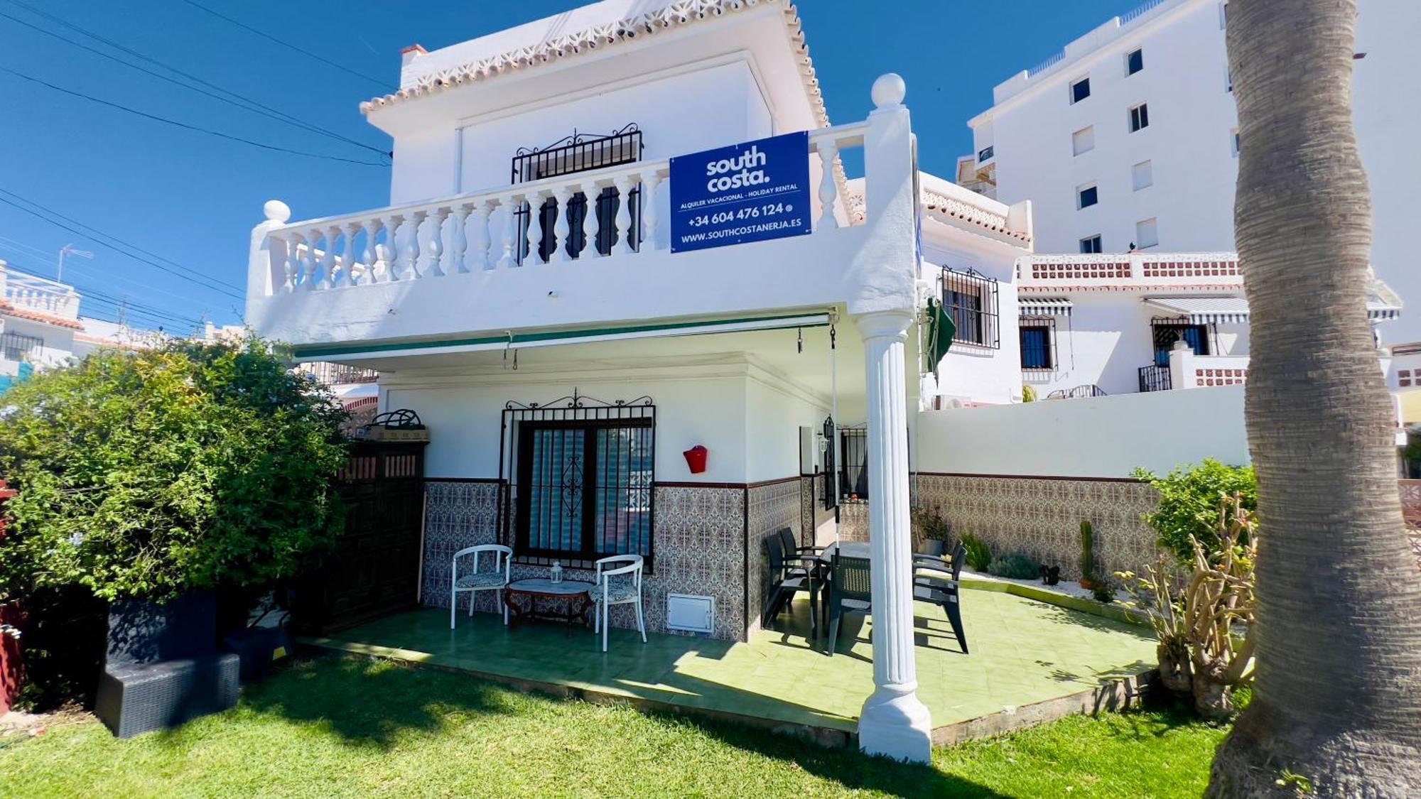 Villa Torrecilla En El Centro De Nerja - South Costa Экстерьер фото